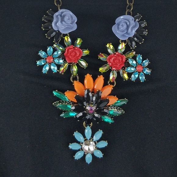 Joan Rivers Jeweled Garden Necklace Chunky Drop - Picture 3 of 8